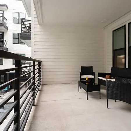 Downtown Austin Suites With Pool And Trail Access Exterior photo