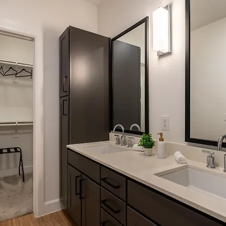 Downtown Austin Suites With Pool And Trail Access Exterior photo