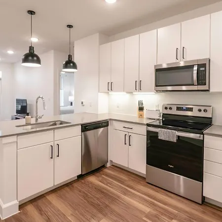 Downtown Austin Suites With Pool And Trail Access Exterior photo