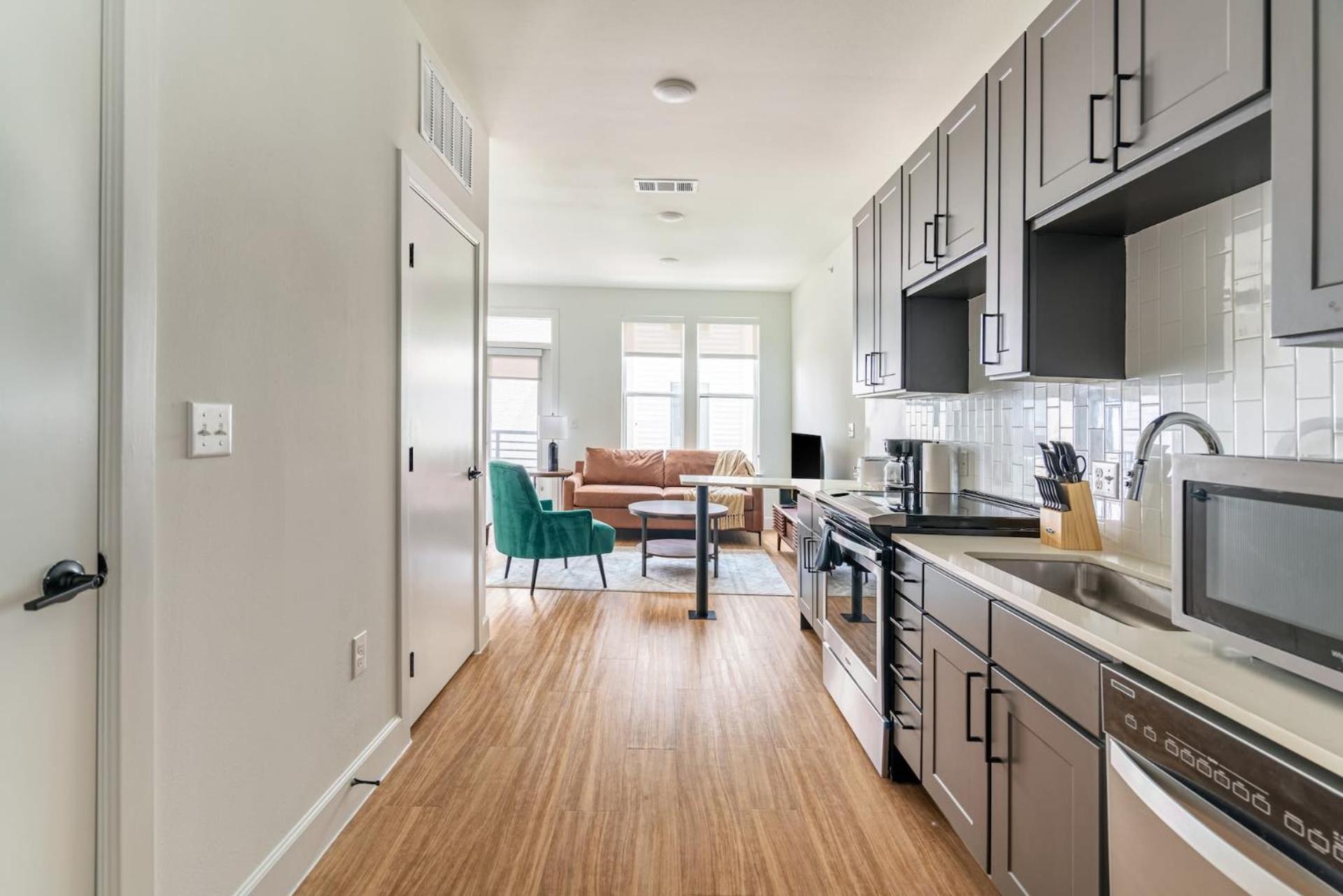 Eqr Weaver Apartment Austin